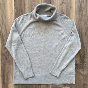 Caslon Gray Turtleneck Size S